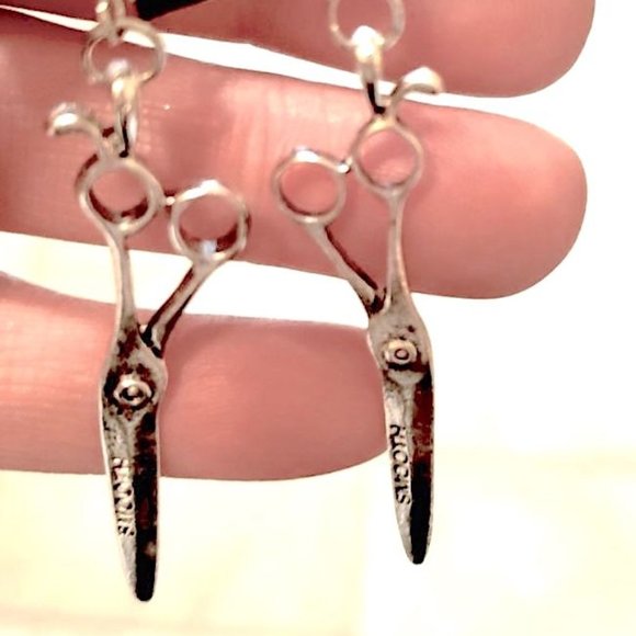 SUPER CUTE SCISSOR EARRINGS - Picture 3 of 3